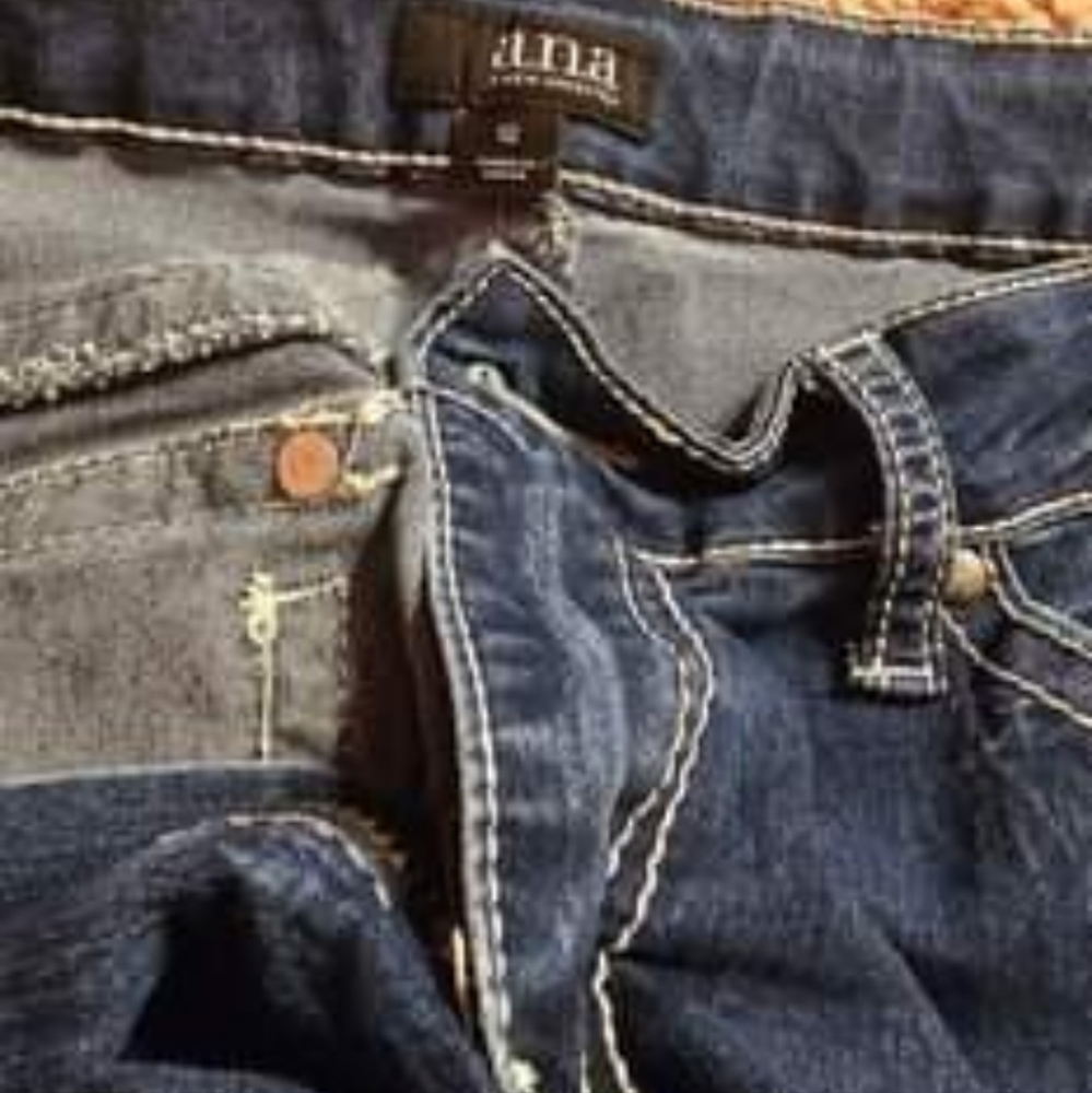 Ana bootcut jeans